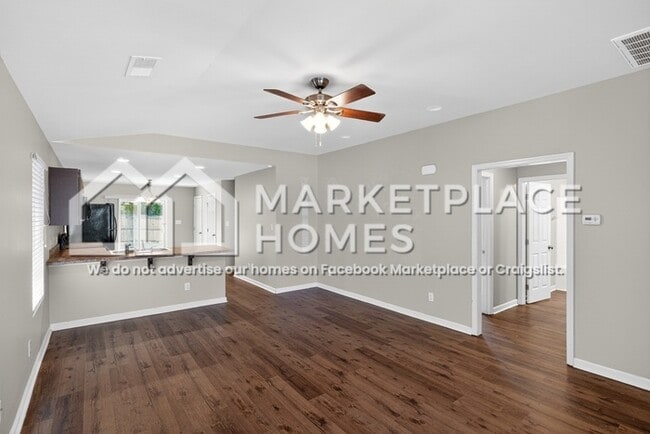 Building Photo - 203 Sedgewick Dr