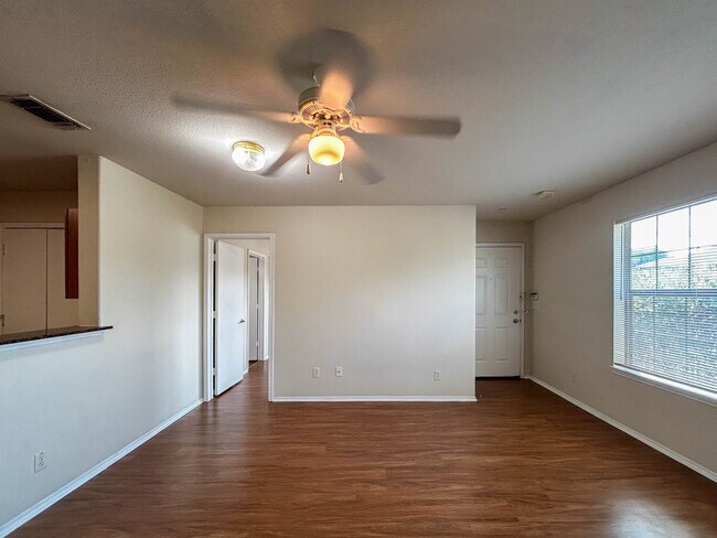 Photo - Centennial Apartments