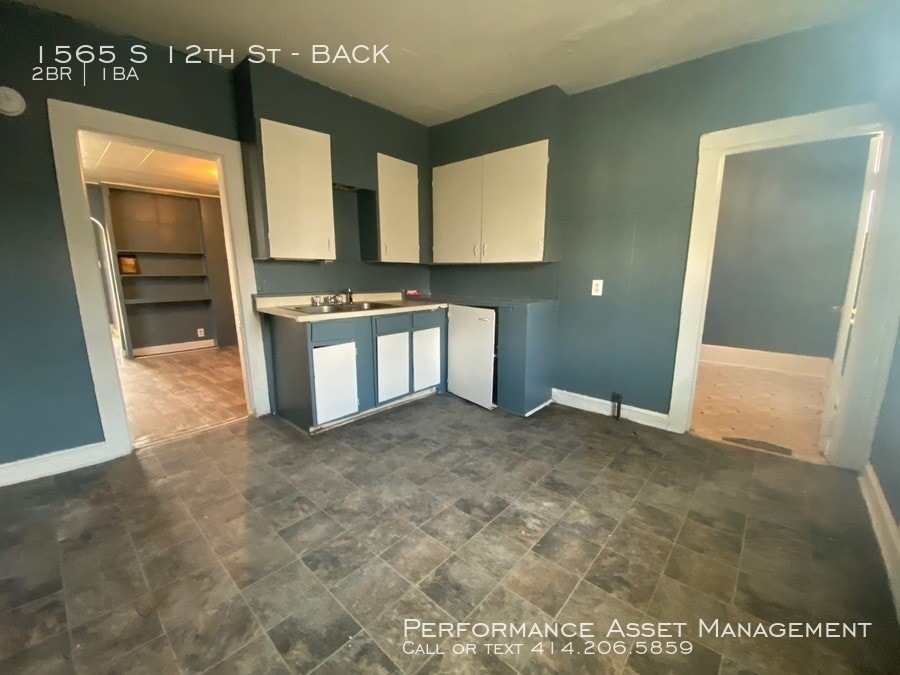 Great South Side 2br Rear House House For Rent In Milwaukee Wi Apartments Com