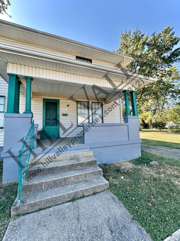 Primary Photo - Three Bedroom