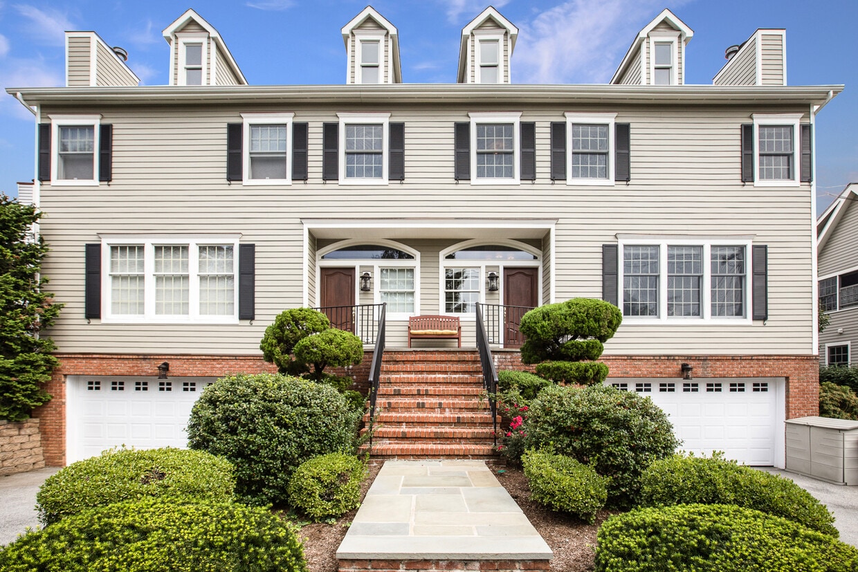 423 English Pl, Mamaroneck, NY 10543 House Rental in Mamaroneck, NY