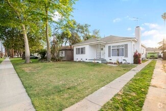 Building Photo - 6650 Palm Ave