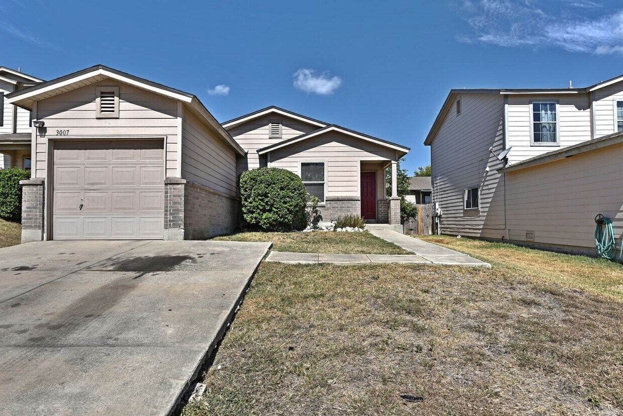 GREAT HOME | 3 BEDROOMS + OFFICE | CLO... - GREAT HOME  |  3 BEDROOMS + OFFICE  |  CLO...