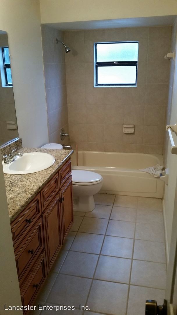 Foto del edificio - 6910 N 22nd St