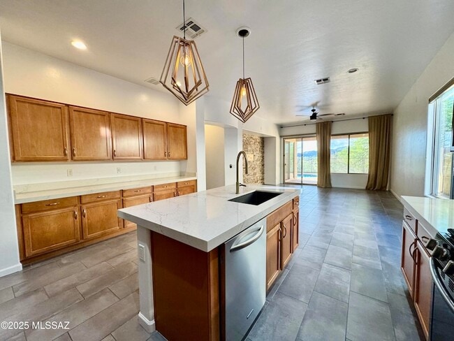 Foto del edificio - 13743 N High Mountain View Pl