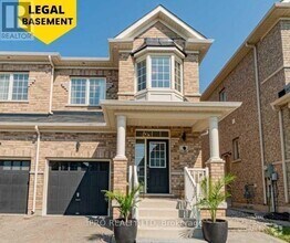 Building Photo - 5 Chesterwood Cres