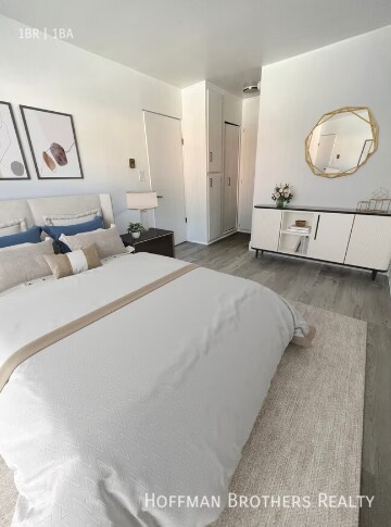 Foto del edificio - 1755 N Orange Dr