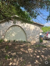 Building Photo - 5402 Ponciana Dr