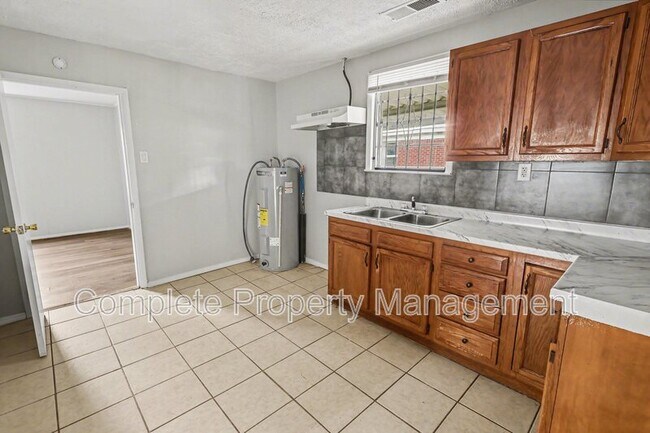 Foto del edificio - 6025 Ivy St