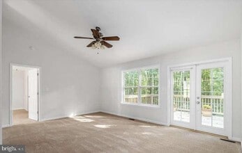 Building Photo - 206 Cedar Ridge Dr