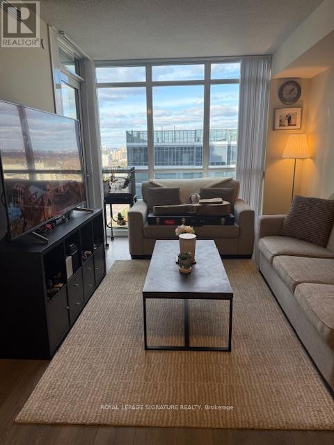 Photo du bâtiment - 9 Valhalla Inn Rd