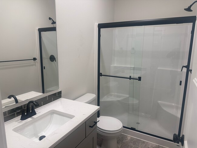 Building Photo - 12113 127th Ave E