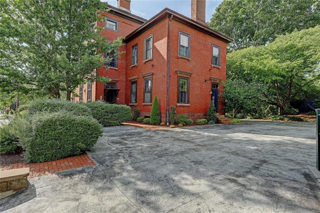 193 Hope St Unit 2, Providence, RI 02906 Apartment for Rent in