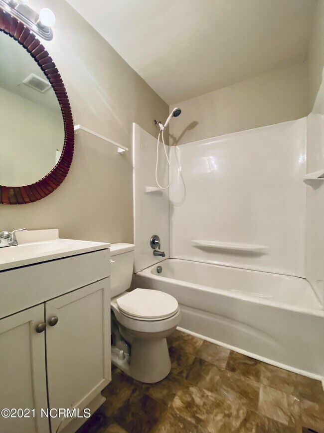Foto del edificio - 304-306 Starling St