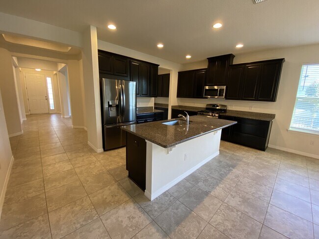 Building Photo - Kaley Ridge 2318