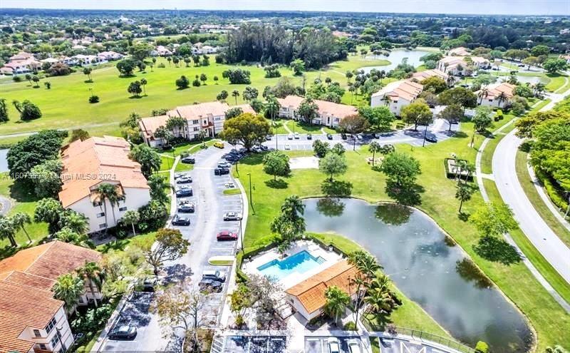 Foto principal - 3400 Pinewalk Dr N