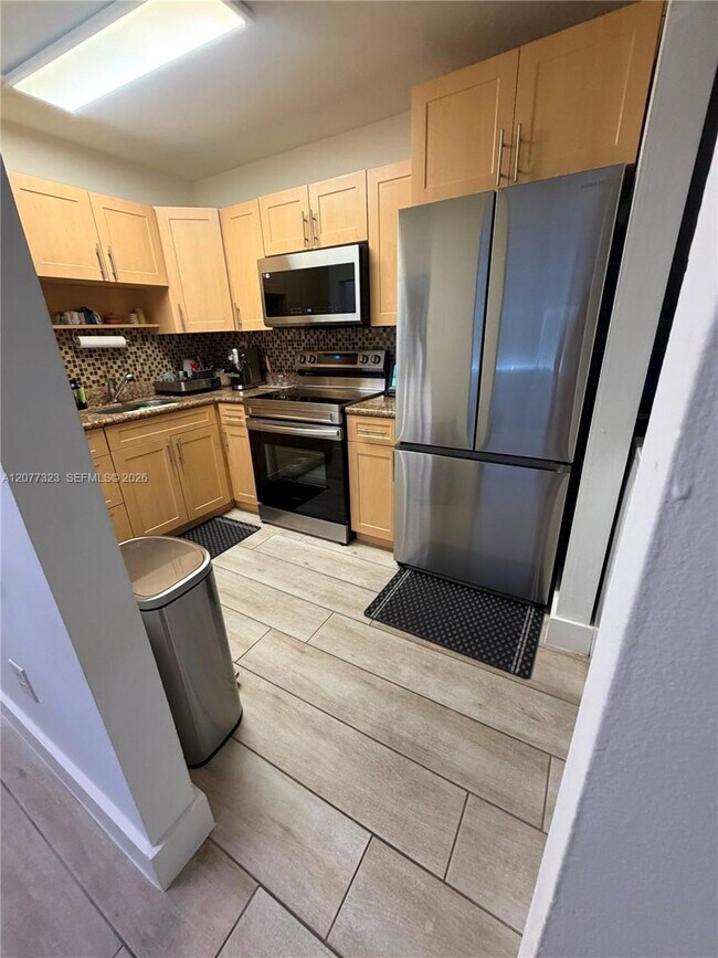 Foto del edificio - 13241 SW 17th Ln