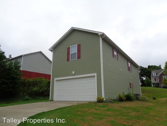 Foto del edificio - 4 br, 2.5 bath House - 7841 Rockland Drive