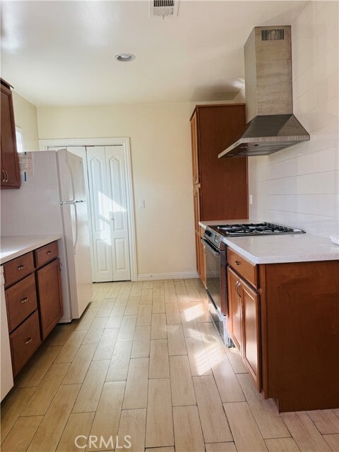 Building Photo - 5717 Alessandro Ave