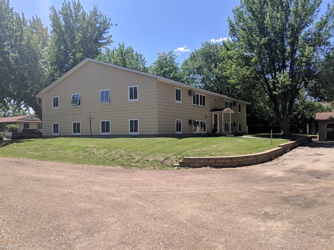 Primary Photo - 311 E Watonwan St