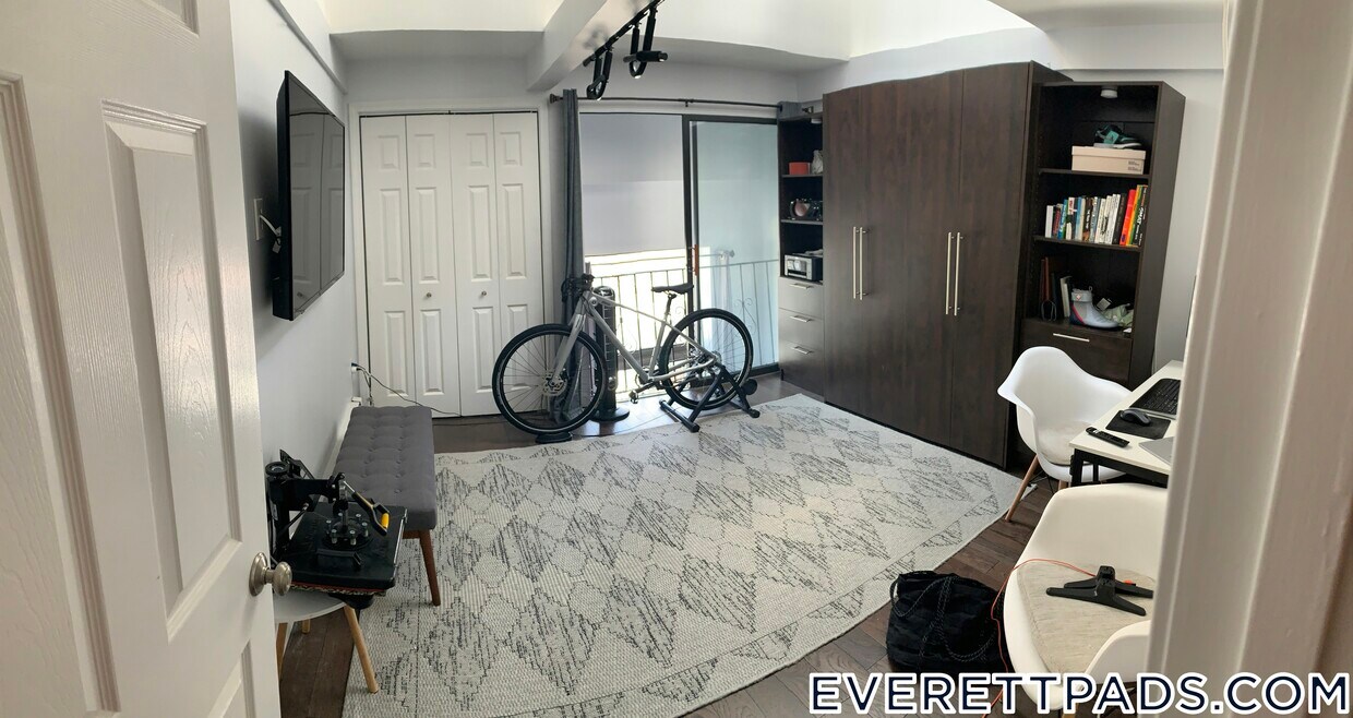 Foto principal - 12 Locust St