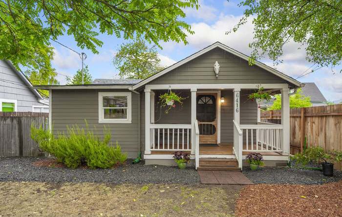 Primary Photo - 6416 SE 72nd Ave