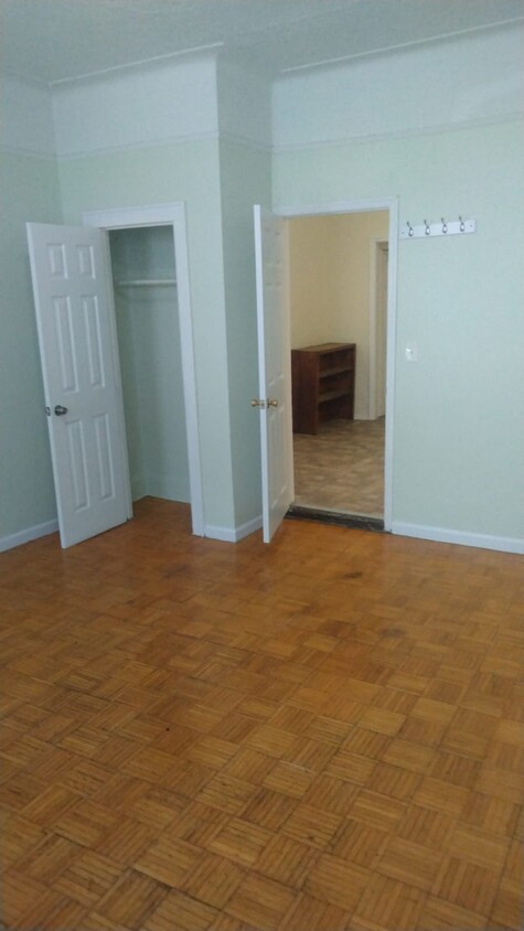 Primary Photo - 397 Linwood St