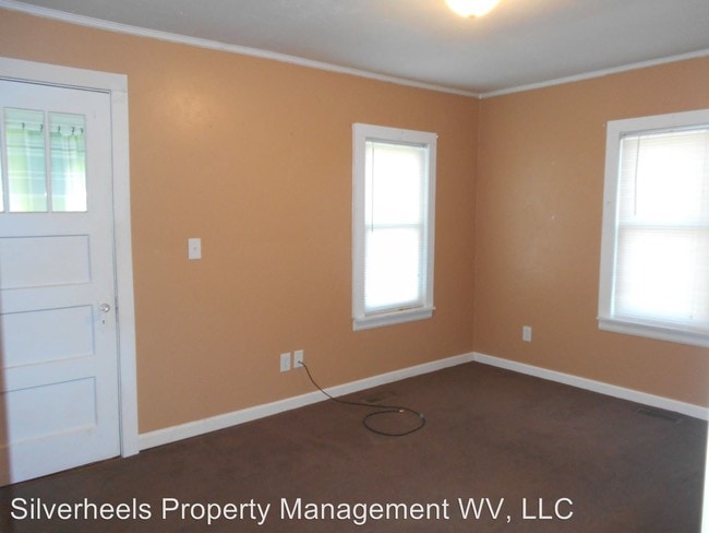 Building Photo - 1 br, 1 bath House - 417 1/2 Henderson Avenue