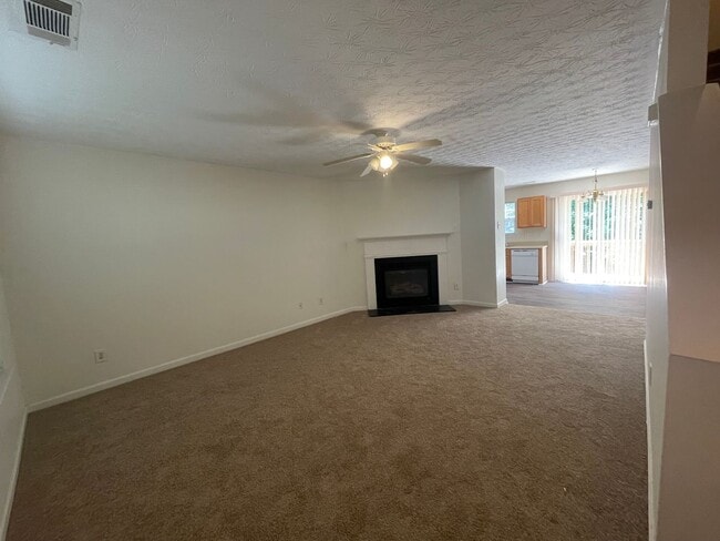 Foto del edificio - 356 Springbottom Ct SE