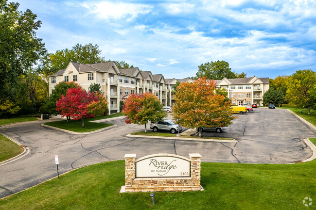 Property Entrance - River Ridge Condos