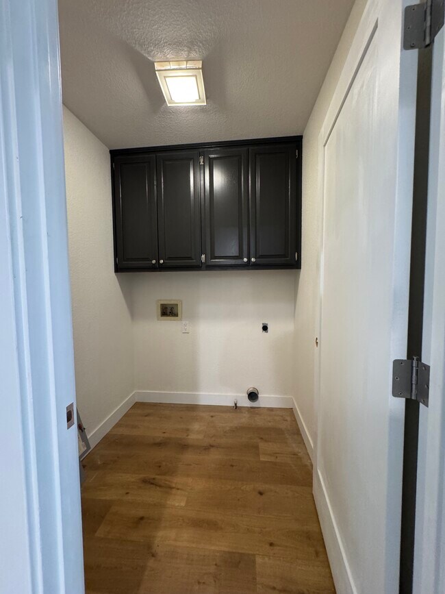 Building Photo - 3231 Blue Rhapsody Ln