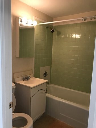 Foto del edificio - 1334 Massachusetts Ave