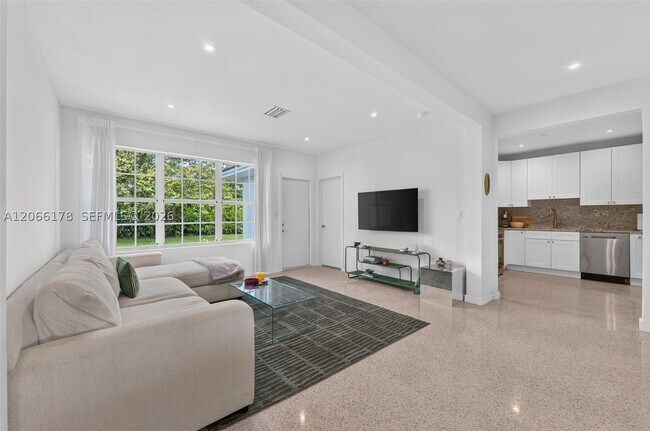 Building Photo - 7516 Mutiny Ave