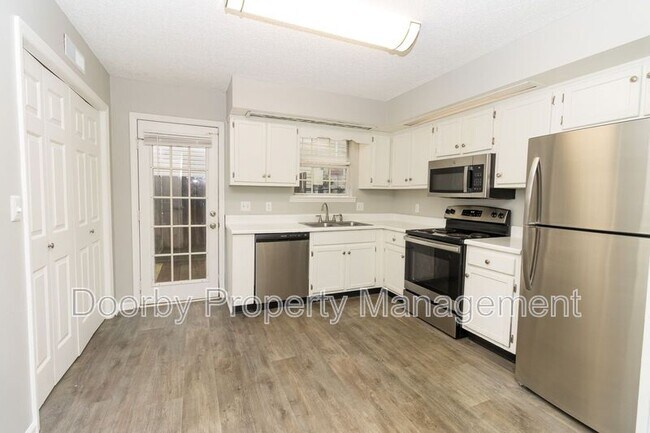 Foto del edificio - 2827 Dayton Blvd