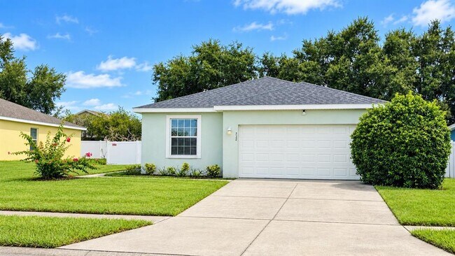 Foto del edificio - 732 Overlook Grove Dr