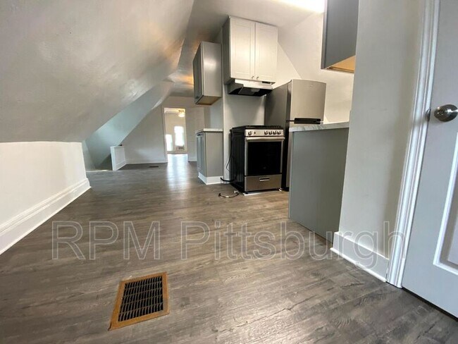 Foto del edificio - 123 Homestead St