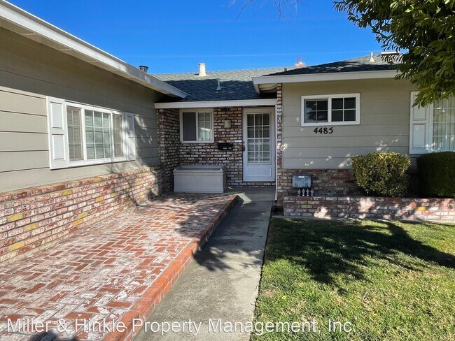 Building Photo - 3 br, 2 bath House - 4485 Venice Way