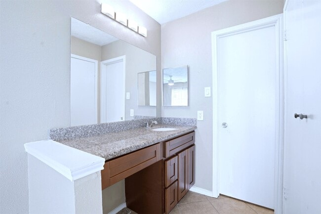 Building Photo - 7502 Addicks Clodine Rd