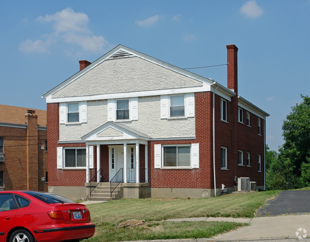 Building Photo - 3588 Schwartze Ave