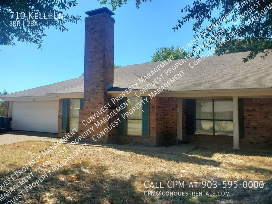 Primary Photo - Updated, Spacious 3 Bedroom, 2 Bath Duplex...