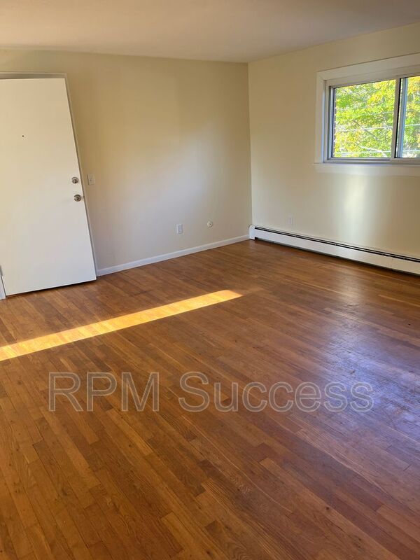 Foto principal - 797 Tucker Rd