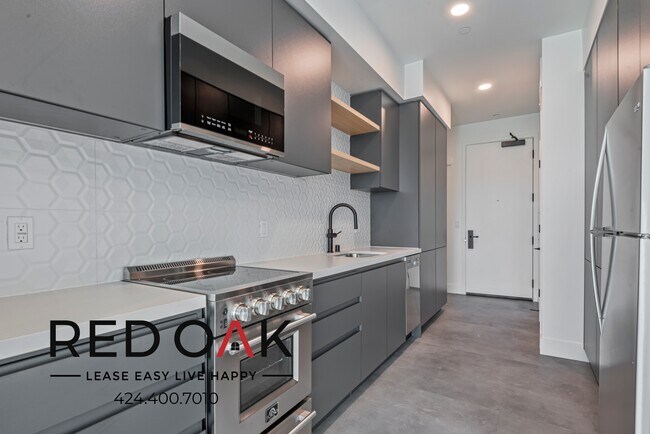 Foto del edificio - 3450 1/4 W 43rd St-301-A