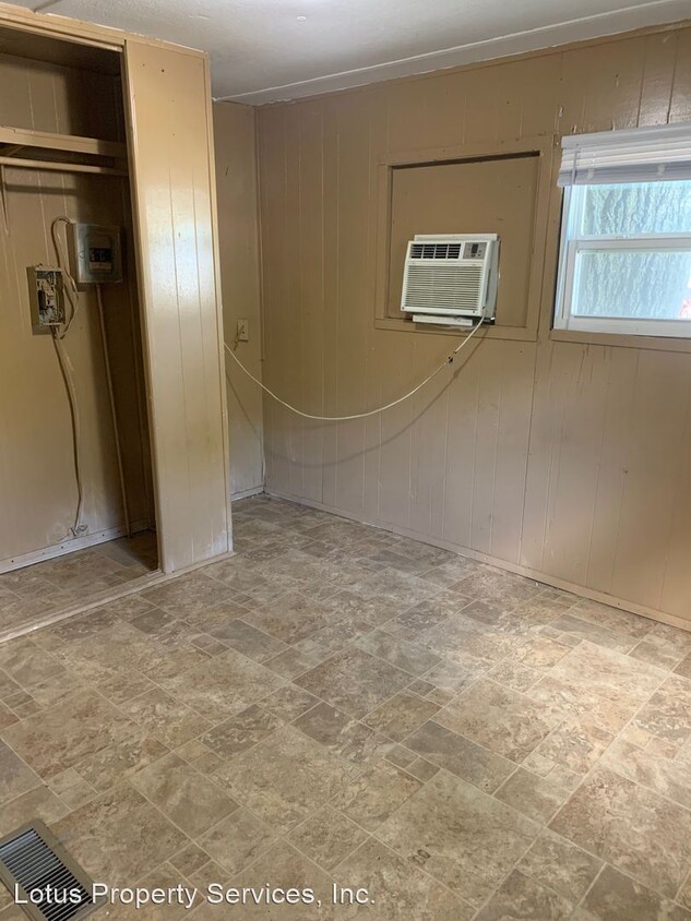 Foto principal - 801-808 N State St