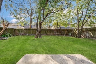 Building Photo - 1326 Chesterpoint Dr