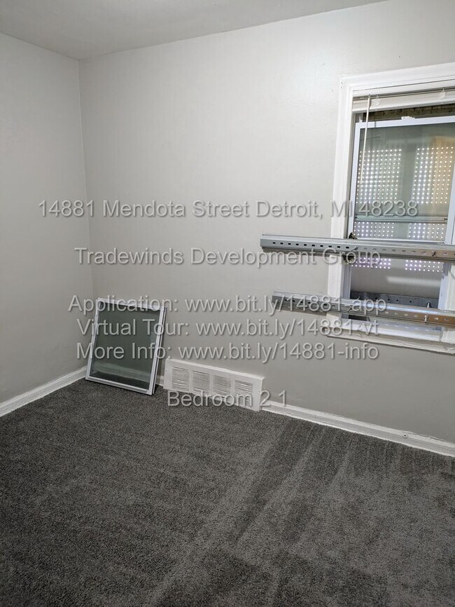 Building Photo - 14881 Mendota St