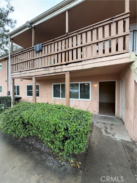 Building Photo - 4694 Bandera St