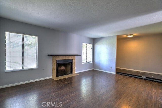 Building Photo - 2155 N Fairview St