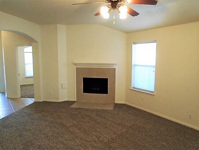 Building Photo - 3287 Bend Cove Ct
