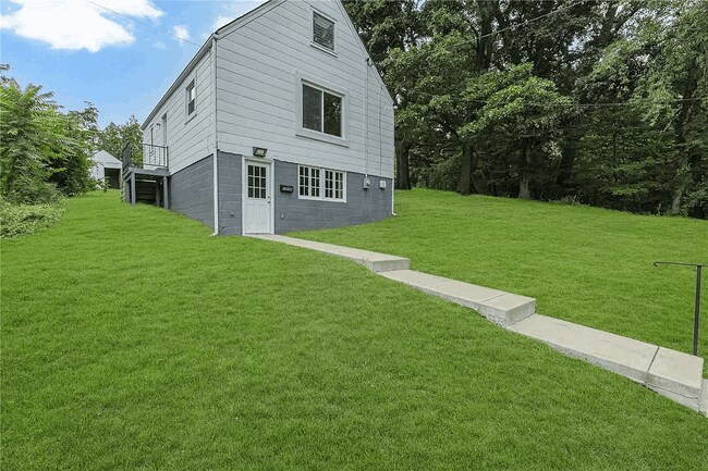 Foto del edificio - 1736 Pierce St