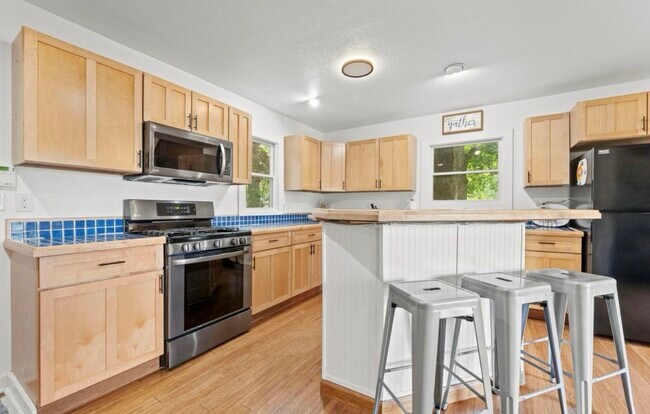 Foto del edificio - 80 Lane 585 Lake James